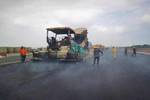 为什么在沥青路面行走特别安稳？  第2张