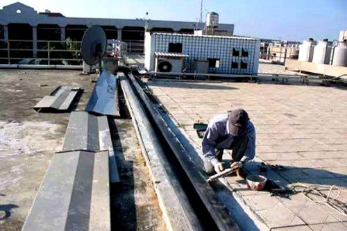 房屋混凝土裂缝成因和防治措施有哪些？  第2张