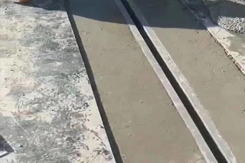 屋面伸缩缝与沉降缝的构造