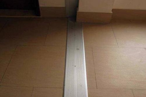 屋面伸缩缝与沉降缝的构造 第2张