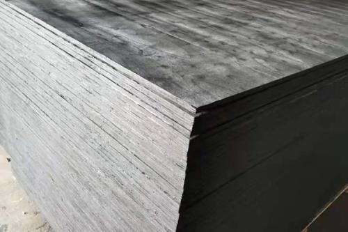 沥青杉木板遇水会不会开裂，解析木材使用的小知识