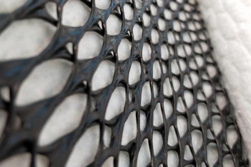 复合排水网和复合排水隔离垫的区别